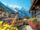 Hora Mont Blanc a křišťálové jezero Annecy