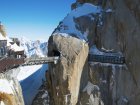 Hora Mont Blanc a křišťálové jezero Annecy